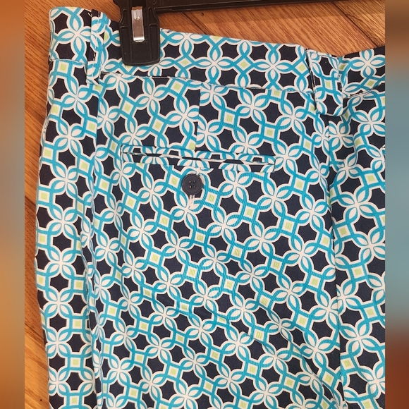 New York & Company Size 8 Cropped Blue and Black Geometric Print Pants - Picture 8 of 10